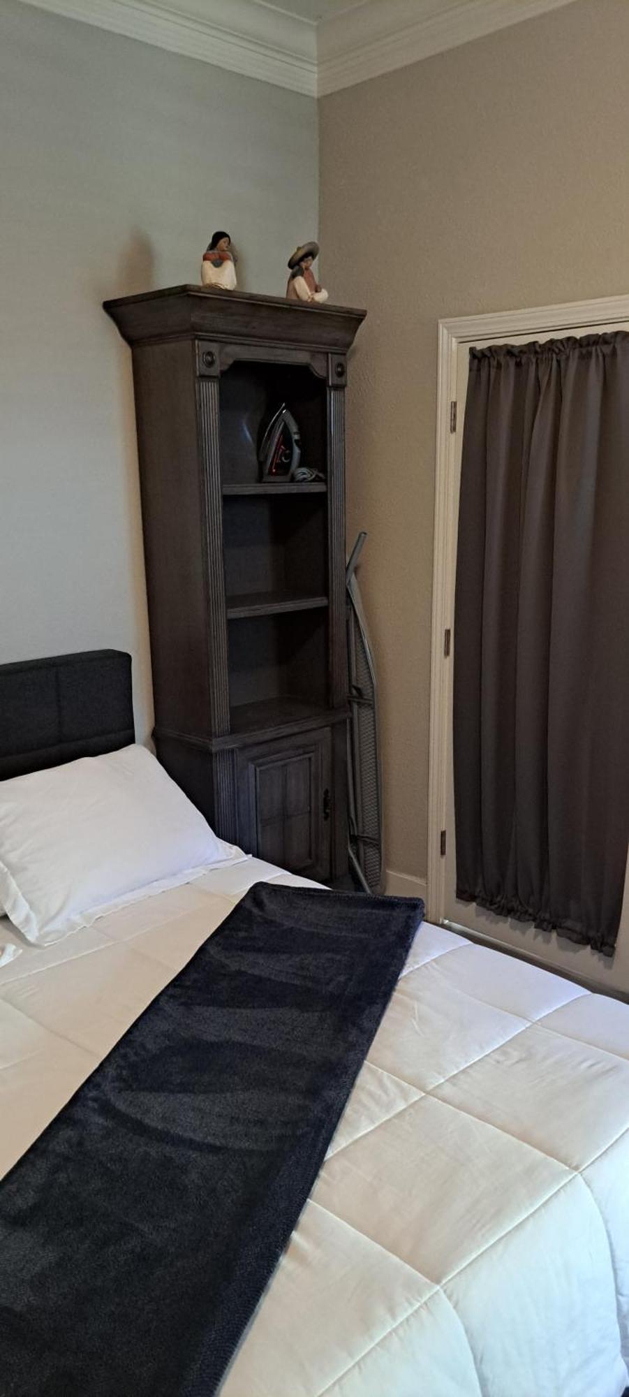 Roseville Properties 外观 照片